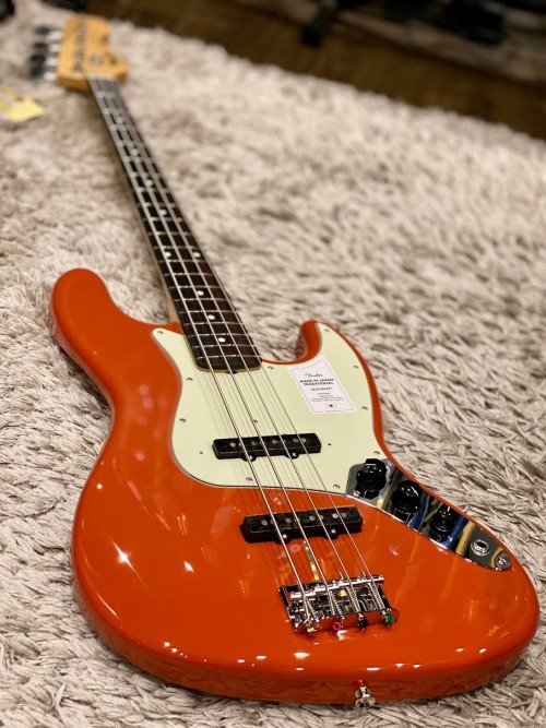 Fender Japan Traditional II 60s Jazz Bass with Rosewood Fretboard